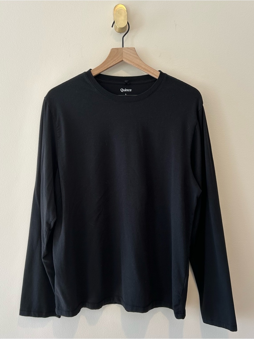 Quince Women’s Long-Sleeve Crew Neck Tee Black Relaxed
